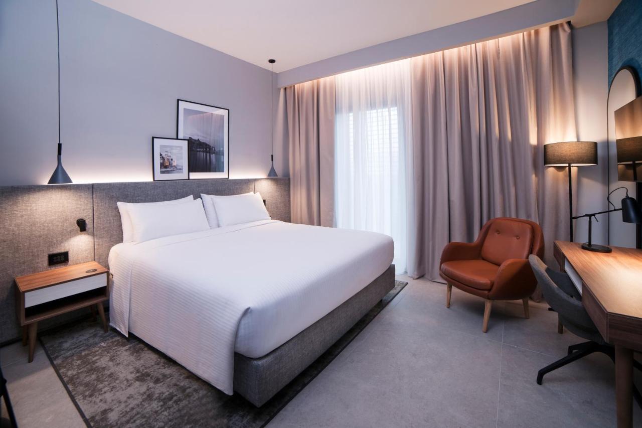 Radisson Hotel Nola Naples Zewnętrze zdjęcie