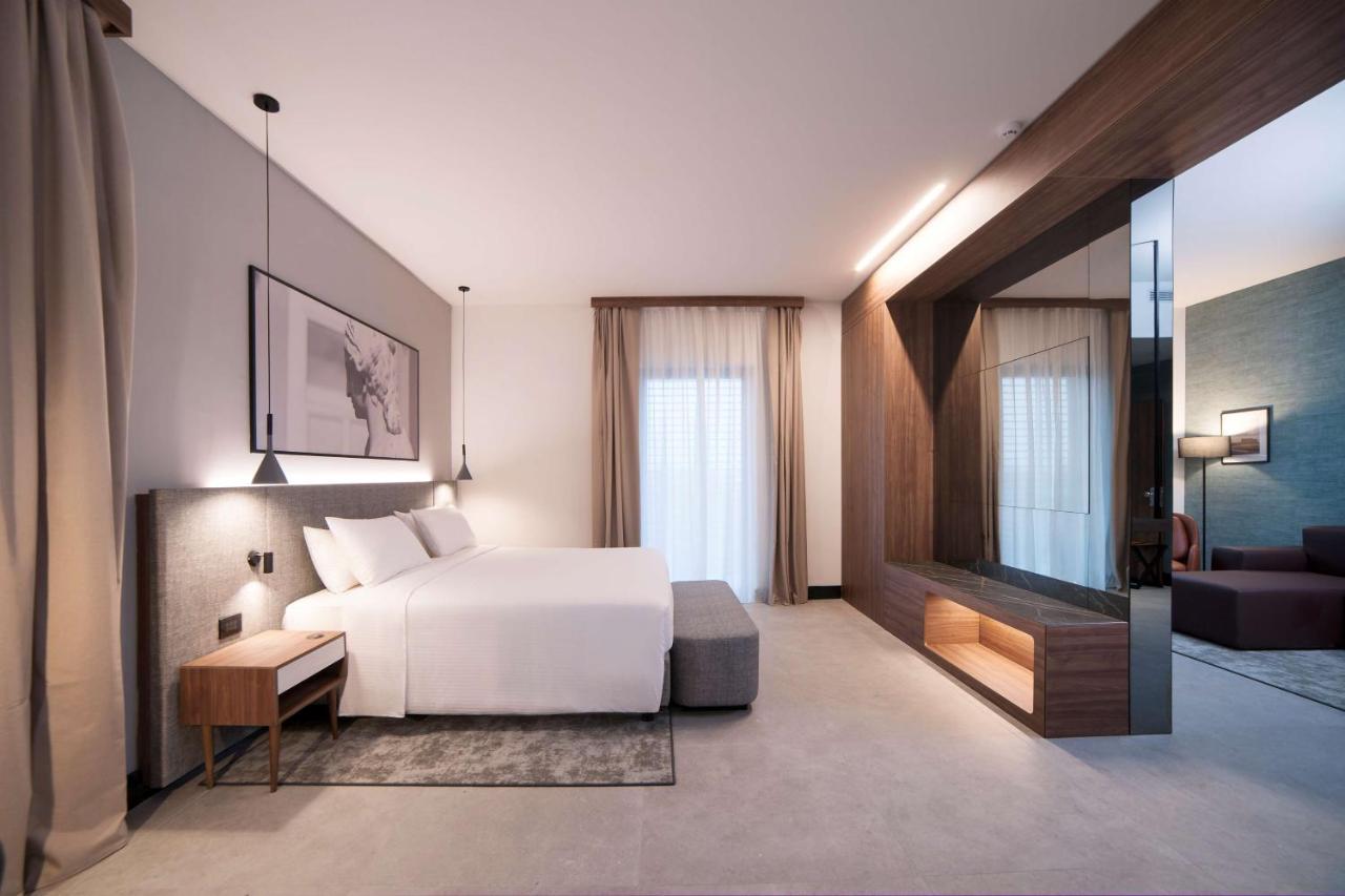 Radisson Hotel Nola Naples Zewnętrze zdjęcie
